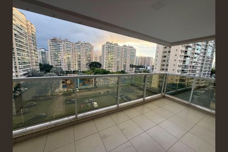 Apartamento para alugar com 80m², 3 quartos e 1 vaga
