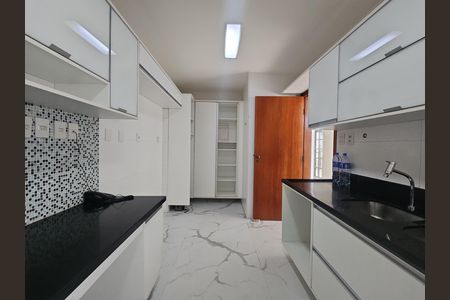 cozinha  de apartamento para alugar com 4 quartos, 188m² em Pituba, Salvador