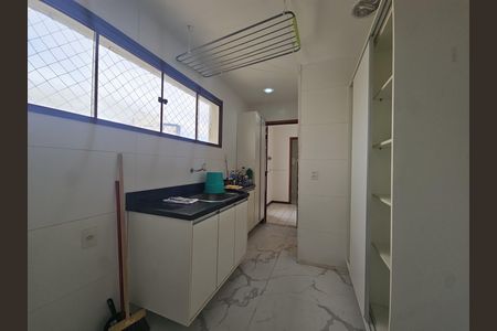 Apartamento para alugar com 188m², 4 quartos e 3 vagas Apartamento para alugar com 188m², 4 quartos e 3 vagascozinha