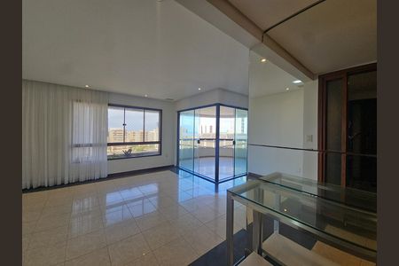 Apartamento para alugar com 188m², 4 quartos e 3 vagas Apartamento para alugar com 188m², 4 quartos e 3 vagassala
