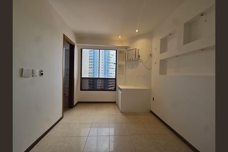 quarto suite 1 de apartamento para alugar com 4 quartos, 188m² em Pituba, Salvador