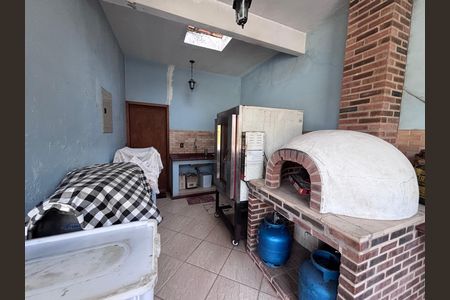 Casa de condomínio à venda com 960m², 4 quartos e 3 vagas Casa de condomínio à venda com 960m², 4 quartos e 3 vagasÁrea externa