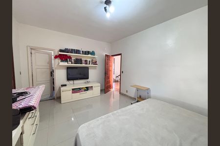 Casa de condomínio à venda com 960m², 4 quartos e 3 vagas Casa de condomínio à venda com 960m², 4 quartos e 3 vagasQuarto 1