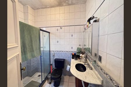 Casa de condomínio à venda com 960m², 4 quartos e 3 vagas Casa de condomínio à venda com 960m², 4 quartos e 3 vagasBanheiro do Quarto 1