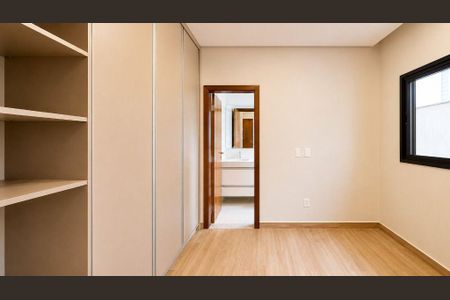 Casa à venda com 3 quartos, 177m² em Vila Sonia, Valinhos