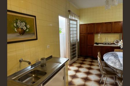 Casa à venda com 149m², 3 quartos e 2 vagas