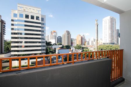 Varanda de kitnet/studio à venda com 1 quarto, 27m² em Pinheiros, São Paulo