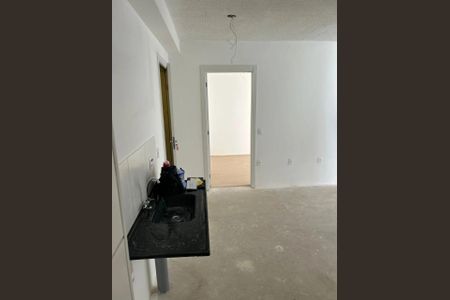 Foto 01 de apartamento à venda com 2 quartos, 34m² em Jardim São Luís, São Paulo