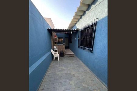 Casa à venda com 154m², 3 quartos e 3 vagas