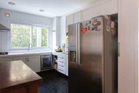 Casa à venda com 260m², 3 quartos e 2 vagas