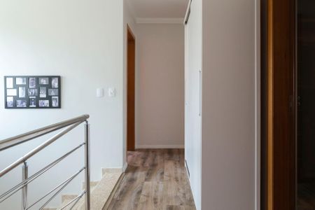 Casa à venda com 260m², 3 quartos e 2 vagas