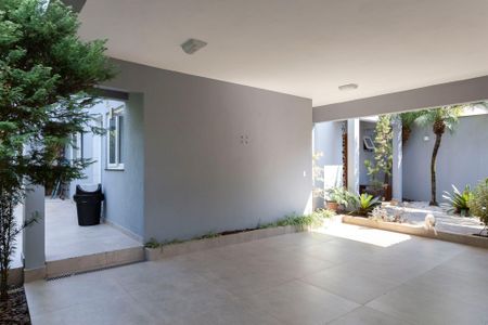 Casa à venda com 260m², 3 quartos e 2 vagas