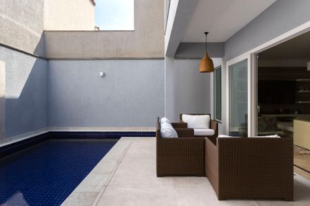 Casa à venda com 260m², 3 quartos e 2 vagas