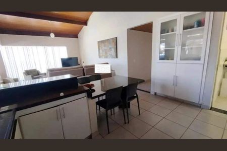 Casa para alugar com 450m², 7 quartos e sem vaga