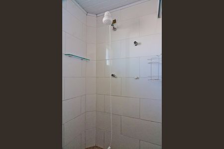 Banheiro de casa para alugar com 1 quarto, 40m² em Jardim Cachoeira, São Paulo