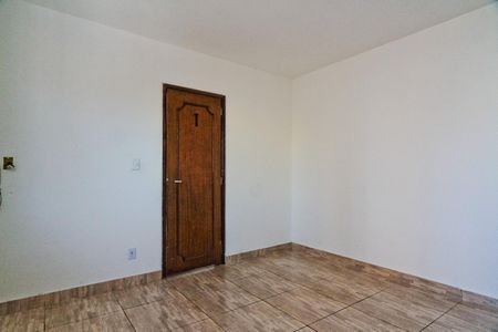 Quarto de casa para alugar com 1 quarto, 40m² em Jardim Cachoeira, São Paulo