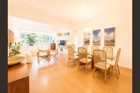 Apartamento à venda com 3 quartos, 131m² em Leme, Rio de Janeiro