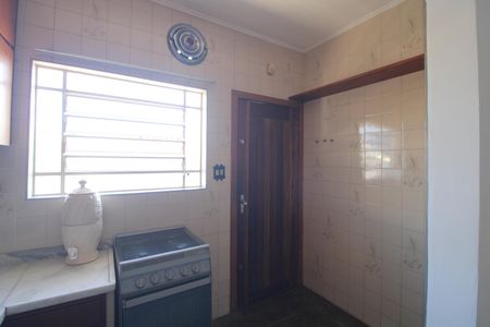 Cozinha de casa para alugar com 3 quartos, 96m² em Vila Imperio, São Paulo