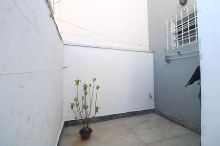 Área comum de casa para alugar com 3 quartos, 96m² em Vila Imperio, São Paulo