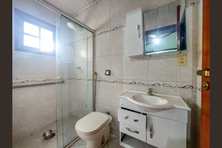 Banheiro de casa para alugar com 1 quarto, 170m² em Vila Maracana, São Paulo