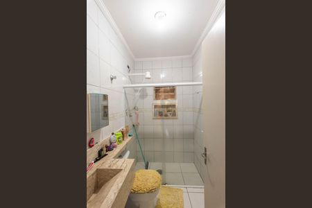 Casa à venda com 140m², 3 quartos e 2 vagas Casa à venda com 140m², 3 quartos e 2 vagasBanheiro 2