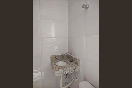Apartamento à venda com 38m², 2 quartos e sem vaga Apartamento à venda com 38m², 2 quartos e sem vagaBanheiro