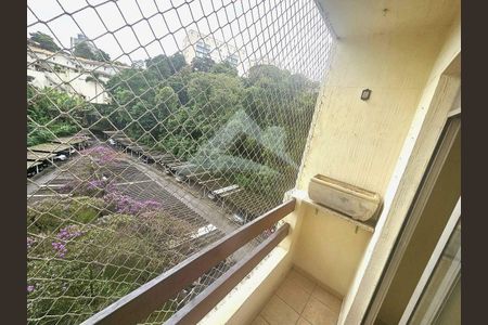 Apartamento para alugar com 2 quartos, 58m² em Parque Assuncao, Taboão da Serra
