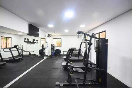 Apartamento para alugar com 2 quartos, 58m² em Jardim Wanda, Taboão da Serra