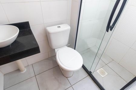 Apartamento para alugar com 41m², 2 quartos e 1 vaga Apartamento para alugar com 41m², 2 quartos e 1 vagaBanheiro