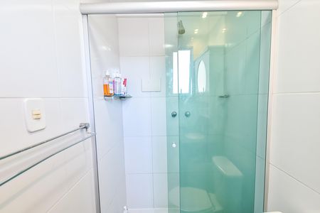 Apartamento para alugar com 70m², 2 quartos e 2 vagas Apartamento para alugar com 70m², 2 quartos e 2 vagasBanheiro da suíte