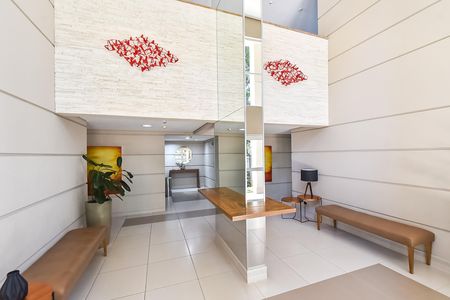Apartamento para alugar com 70m², 2 quartos e 2 vagas Apartamento para alugar com 70m², 2 quartos e 2 vagasHall de entrada