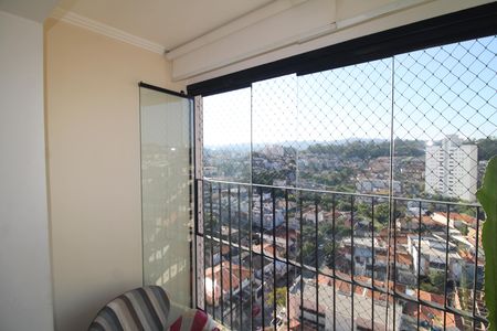 Apartamento para alugar com 71m², 2 quartos e 1 vagaSala - Varanda
