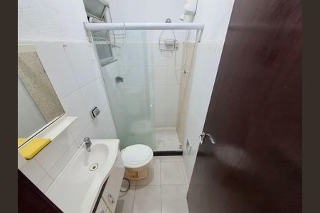 Banheiro  de apartamento à venda com 1 quarto, 40m² em Glória, Rio de Janeiro