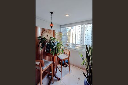 Apartamento à venda com 58m², 2 quartos e 2 vagas Apartamento à venda com 58m², 2 quartos e 2 vagasVaranda da Sala