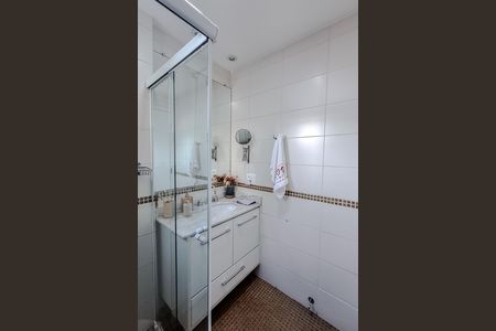 Apartamento à venda com 58m², 2 quartos e 2 vagas Apartamento à venda com 58m², 2 quartos e 2 vagasBanheiro
