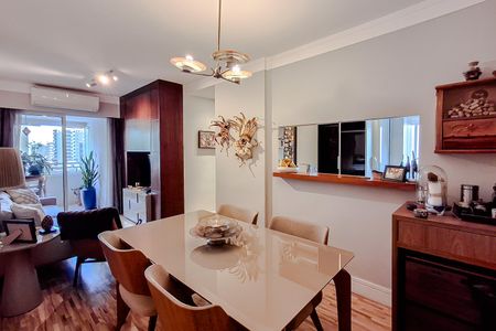 Apartamento à venda com 58m², 2 quartos e 2 vagas Apartamento à venda com 58m², 2 quartos e 2 vagasSala