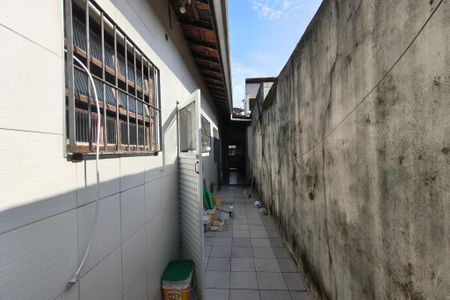 Casa para alugar com 125m², 3 quartos e 2 vagasCorredor lateral