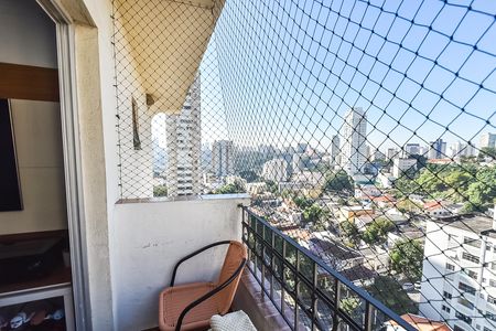Apartamento à venda com 55m², 2 quartos e 1 vaga Apartamento à venda com 55m², 2 quartos e 1 vagaVaranda