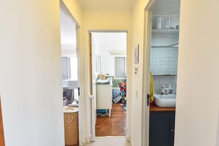 Apartamento à venda com 55m², 2 quartos e 1 vaga Apartamento à venda com 55m², 2 quartos e 1 vagaCorredor