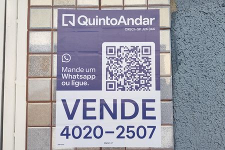 Casa à venda com 565m², 3 quartos e 4 vagas Casa à venda com 565m², 3 quartos e 4 vagasPlaca