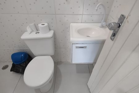 Casa à venda com 565m², 3 quartos e 4 vagas Casa à venda com 565m², 3 quartos e 4 vagasLavabo 1