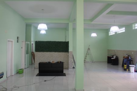 Casa à venda com 565m², 3 quartos e 4 vagasSalão 4