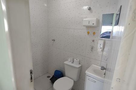Casa à venda com 565m², 3 quartos e 4 vagas Casa à venda com 565m², 3 quartos e 4 vagasLavabo 1