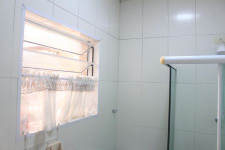 Casa à venda com 565m², 3 quartos e 4 vagasBanheiro 2