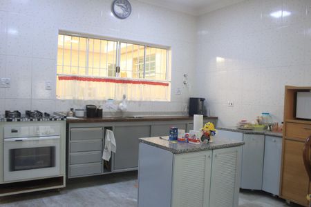 Casa à venda com 565m², 3 quartos e 4 vagasCozinha
