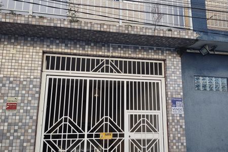 Casa à venda com 565m², 3 quartos e 4 vagas Casa à venda com 565m², 3 quartos e 4 vagasPlaca