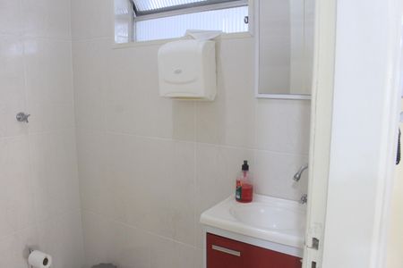 Casa à venda com 565m², 3 quartos e 4 vagasBanheiro 3