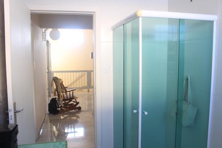 Casa à venda com 565m², 3 quartos e 4 vagasBanheiro 1