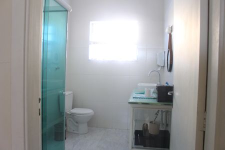 Casa à venda com 565m², 3 quartos e 4 vagasBanheiro 1