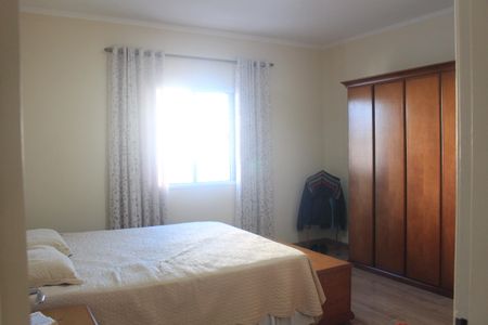 Casa à venda com 565m², 3 quartos e 4 vagasQuarto 2